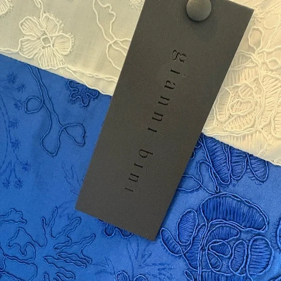 Gianni Bini Blue and White Colorblock Maxi Dress NWT Size 12 - Picture 10 of 10